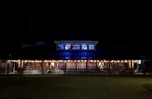 夜のあわら市の町並み　温泉街　 あわら市,夜景,風景の写真素材
