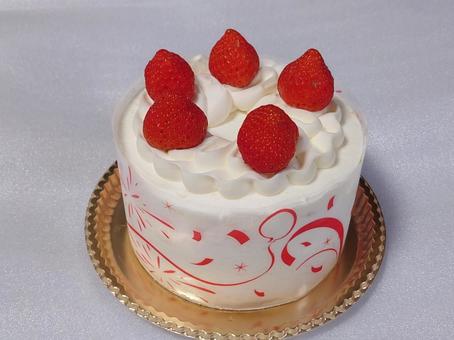 いちごのホールケーキ いちごのホールケーキ ケーキ,誕生日,いちごの写真素材