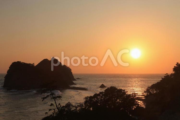 西伊豆町温泉街からの素晴らしい夕陽 夕陽,素晴らしい,温泉街の写真素材