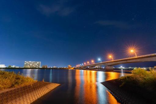 夜の赤江大橋 夜の赤江大橋 橋,赤江大橋,夜景の写真素材