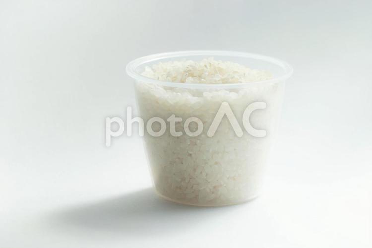 米計量カップとお米 米計量カップ,計量カップ,一合の写真素材