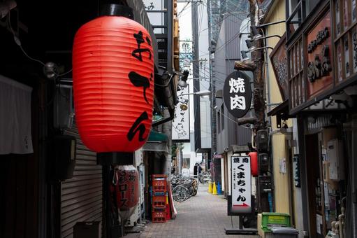 路地裏 路地裏,路地,飲み屋街の写真素材