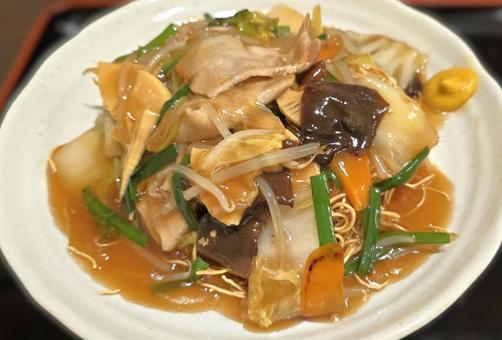 五目あんかけかた焼きそば 五目あんかけかた焼きそば,五目餡かけ,あんかけの写真素材