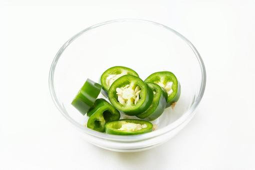 白背景にハラペーニョ 白背景にハラペーニョ ハラペーニョ,野菜,唐辛子の写真素材