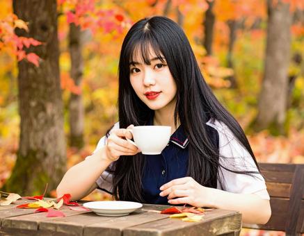 紅葉のテラス席での写真