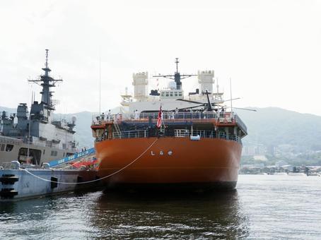 広島県呉市　アレイからすこじま　 広島県,呉市,潜水艦の写真素材