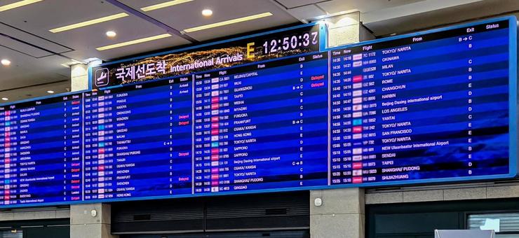 仁川空港 到着便フライトボード 空港,仁川国際空港,フライトボードの写真素材