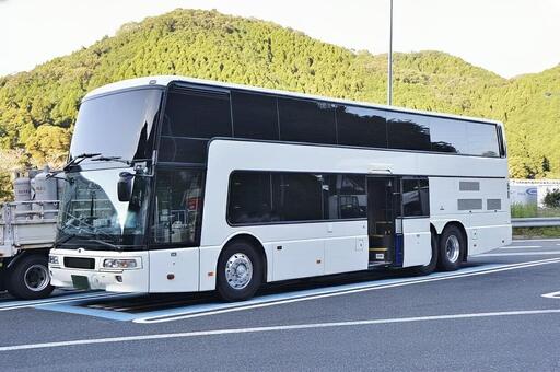 三菱ふそう　エアロキング　白 夜行バス,高速バス,旅行の写真素材