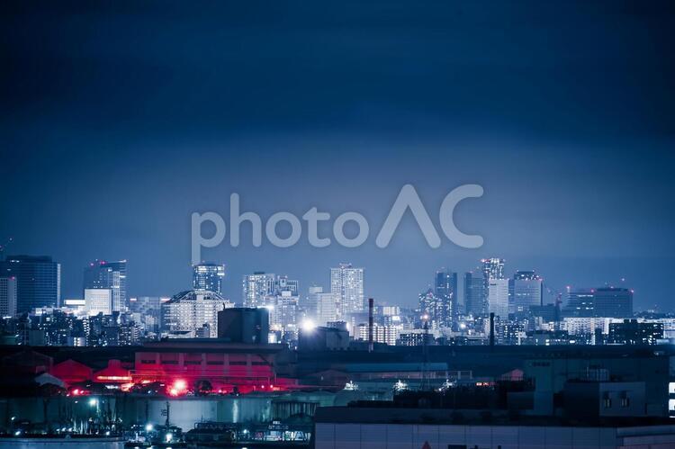 京浜工業地帯から見える東京の夜景 京浜工業地帯,川崎市,夜景の写真素材