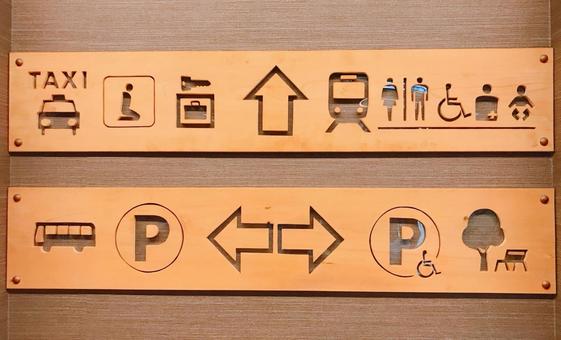 案内板 案内板,表示板,旅の写真素材