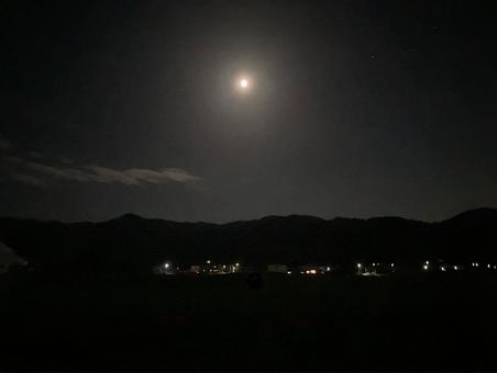 月明かり 月明かりの写真