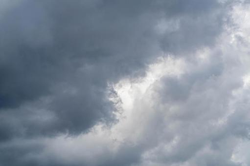 夏の空と雲 夏の空と雲の写真