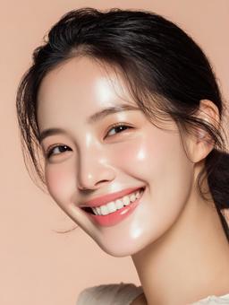 自然な美しさ：女性の輝く笑顔の写真