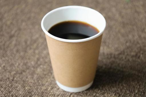 ホットコーヒー クラフトカップ3 ホットコーヒー クラフトカップ3 コーヒー,ホット,木のテーブルの写真素材