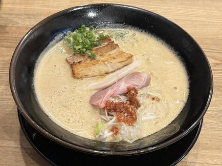 鶏白湯ラーメン めん,メン,麺の写真素材