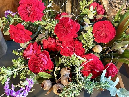 真っ赤なバラのアレンジメント 真っ赤なバラのアレンジメント 薔薇,綺麗,花の写真素材