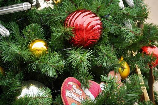 クリスマスツリーのオーナメント クリスマス,クリスマスツリー,飾りの写真素材
