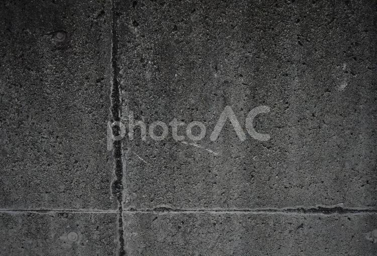 コンクリート　壁　暗い　ネガティブ　孤独　辛い コンクリート,壁,辛いの写真素材