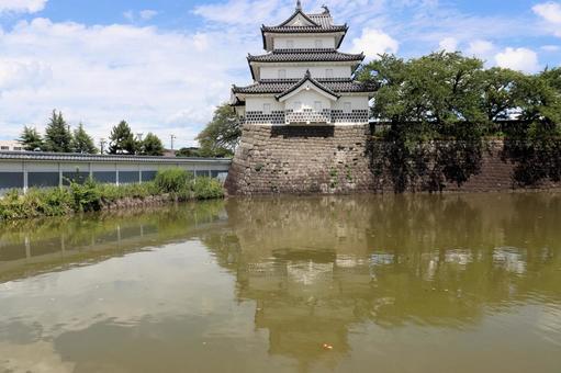 新発田城三重櫓(復元)、新潟県新発田市 新発田城三重櫓(復元)、新潟県新発田市 新発田城,三重櫓,重要文化財の写真素材