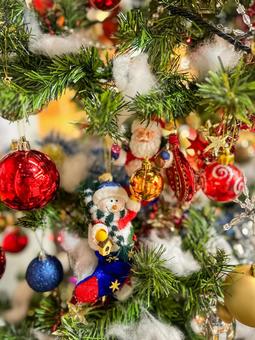 キラキラツリー クリスマス,クリスマスツリー,ツリーの写真素材