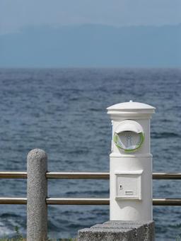 野間埼灯台の白いポスト(愛知県) 野間埼灯台の白いポスト(愛知県)の写真