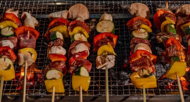 コテージバーベキュー コテージバーベキュー バーベキュー,bbq,串焼きの写真素材