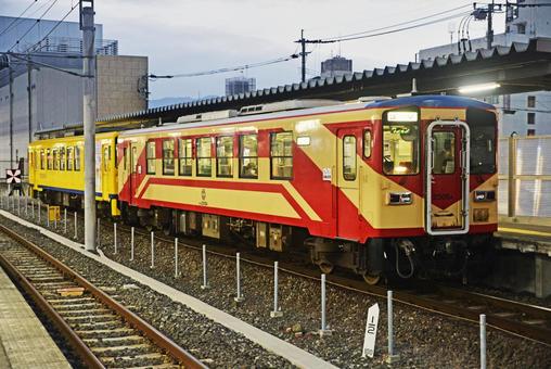 島原鉄道 キハ2500 島原鉄道 キハ2500 鉄道,電車,線路の写真素材