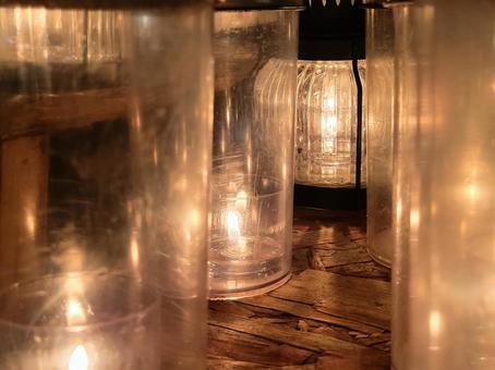 幻想的なキャンドルのあかり キャンドル,あかり,炎の写真素材