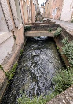 南仏 街並み 水路 南仏,水路,川の写真素材
