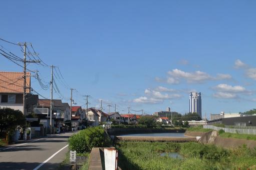 瀬戸川沿いの住宅街、兵庫県明石市 瀬戸川沿いの住宅街、兵庫県明石市 住宅街,瀬戸川,河川の写真素材