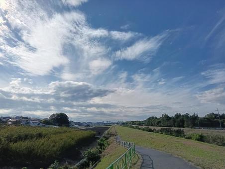 雲が広がる空の風景の写真