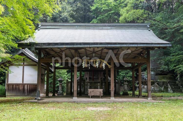 奈良　等彌神社　護国神社 等彌神社,等彌,とみじんじゃの写真素材