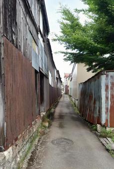back alley, JPG