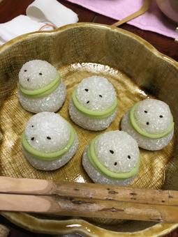 雪だるま　 雪だるま,和菓子,茶道の写真素材