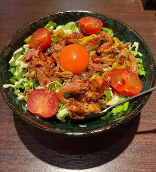 焼き肉丼の写真