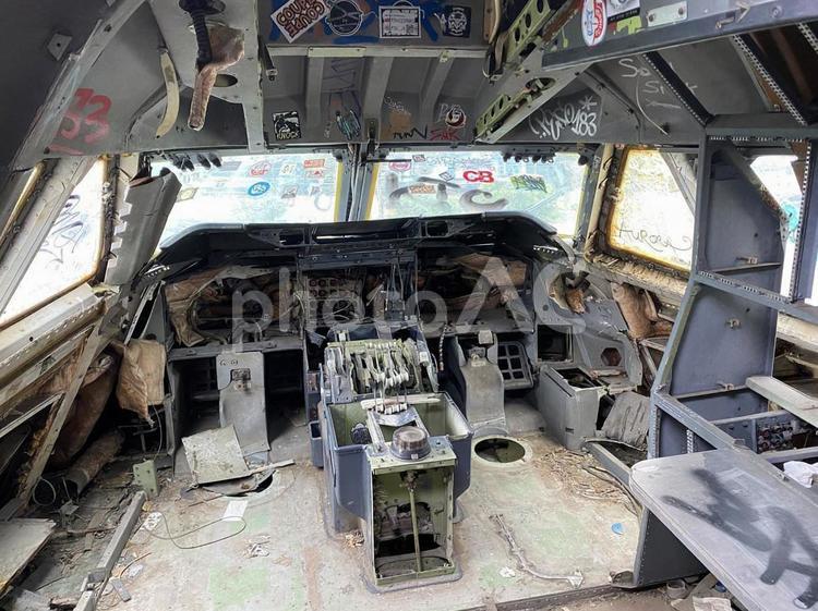 タイ・バンコク郊外にある飛行機の墓場-3 飛行機,タイ,バンコクの写真素材