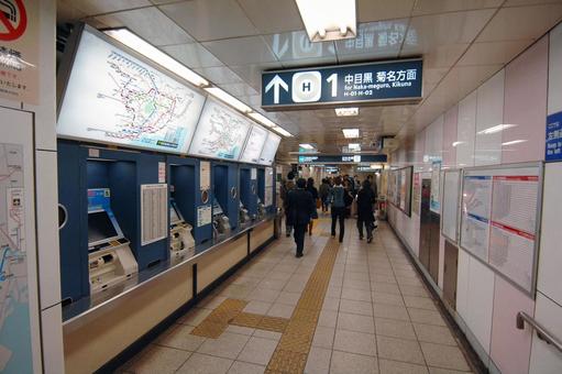 広尾駅切符売り場 広尾駅切符売り場 広尾駅,切符売り場,構内の写真素材