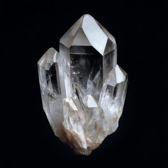 光を放つ水晶 光を放つ水晶の写真