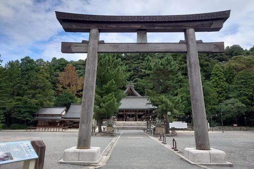 島根県-物部神社-大鳥居と参道 島根県-物部神社-大鳥居と参道 物部神社,神社,石見国の写真素材