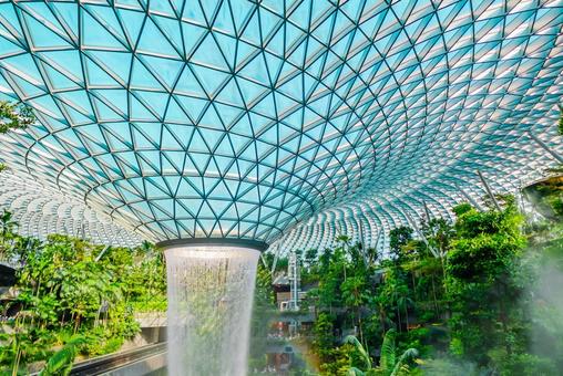 【シンガポール】ジュエル チャンギ空港 シンガポール,ビル,ショッピングの写真素材