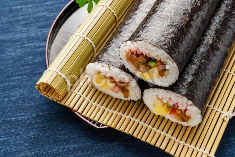 巻き寿司 巻き寿司,恵方巻,恵方巻きの写真素材