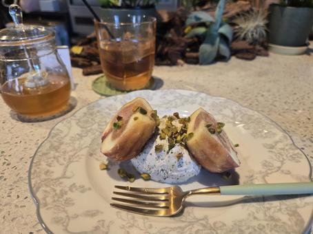 いちじく グリークヨーグルト いちじく グリークヨーグルト 食べ物,料理,デザートの写真素材