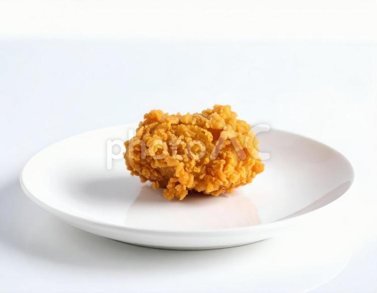 唐揚げ　1個　給食のイメージ から揚げ,唐揚げ,1個の写真素材