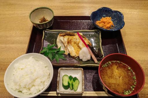 焼き魚定食 焼き魚定食,定食,和食の写真素材