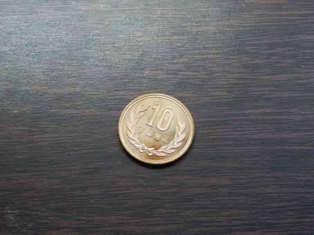 ただの十円玉 単価,小銭,通貨の写真素材