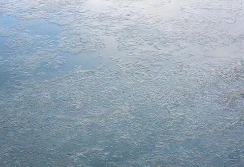 冬イメージ〜凍った水面 氷,背景,薄氷の写真素材
