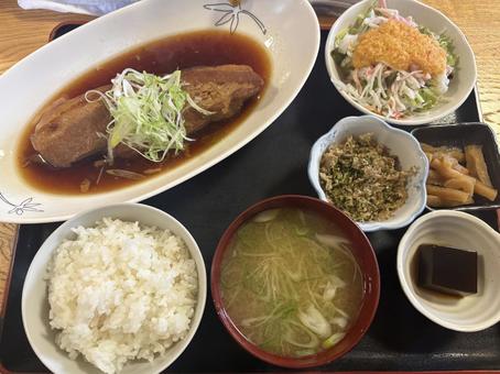 角煮定食 角煮定食 食べ物,食事,美味しそうの写真素材
