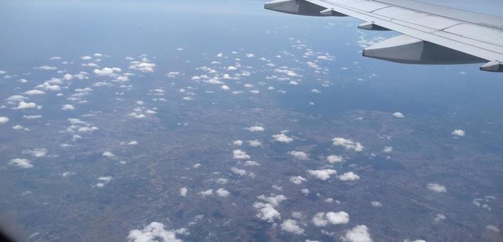 飛行機から見た雲 空,飛行機,雲の写真素材