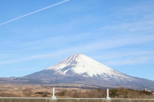 富士山と飛行機雲 富士山と飛行機雲 富士山,飛行機雲,青空の写真素材