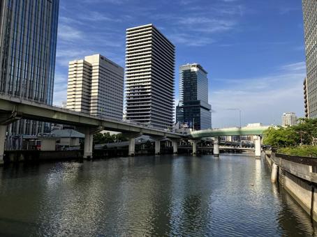大阪中之島の町並み(堂島川側) 大阪中之島の町並み(堂島川側) 大阪市中之島,中之島,堂島川の写真素材